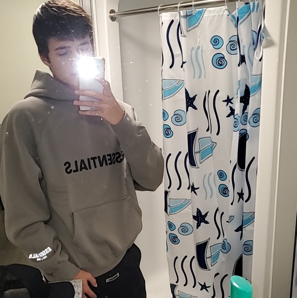 Meet your Posher, Tanner - Picture 1 of 1